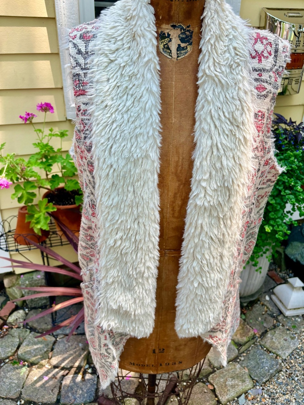 Vintage Anthropologie Hei Hei jacquard Sherpa Vest